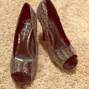 Jessica Simpson Snake skin heels